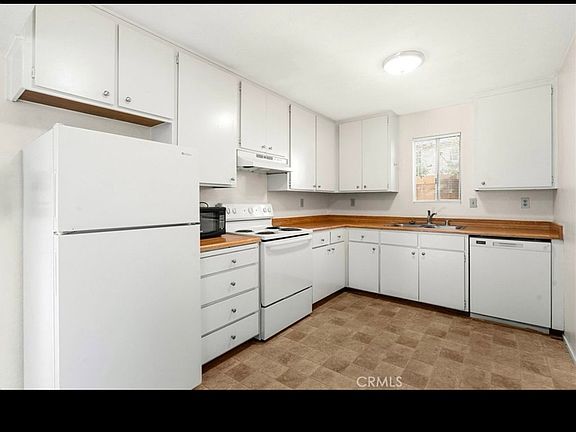 3rd image of 1444 Warner St #A/b