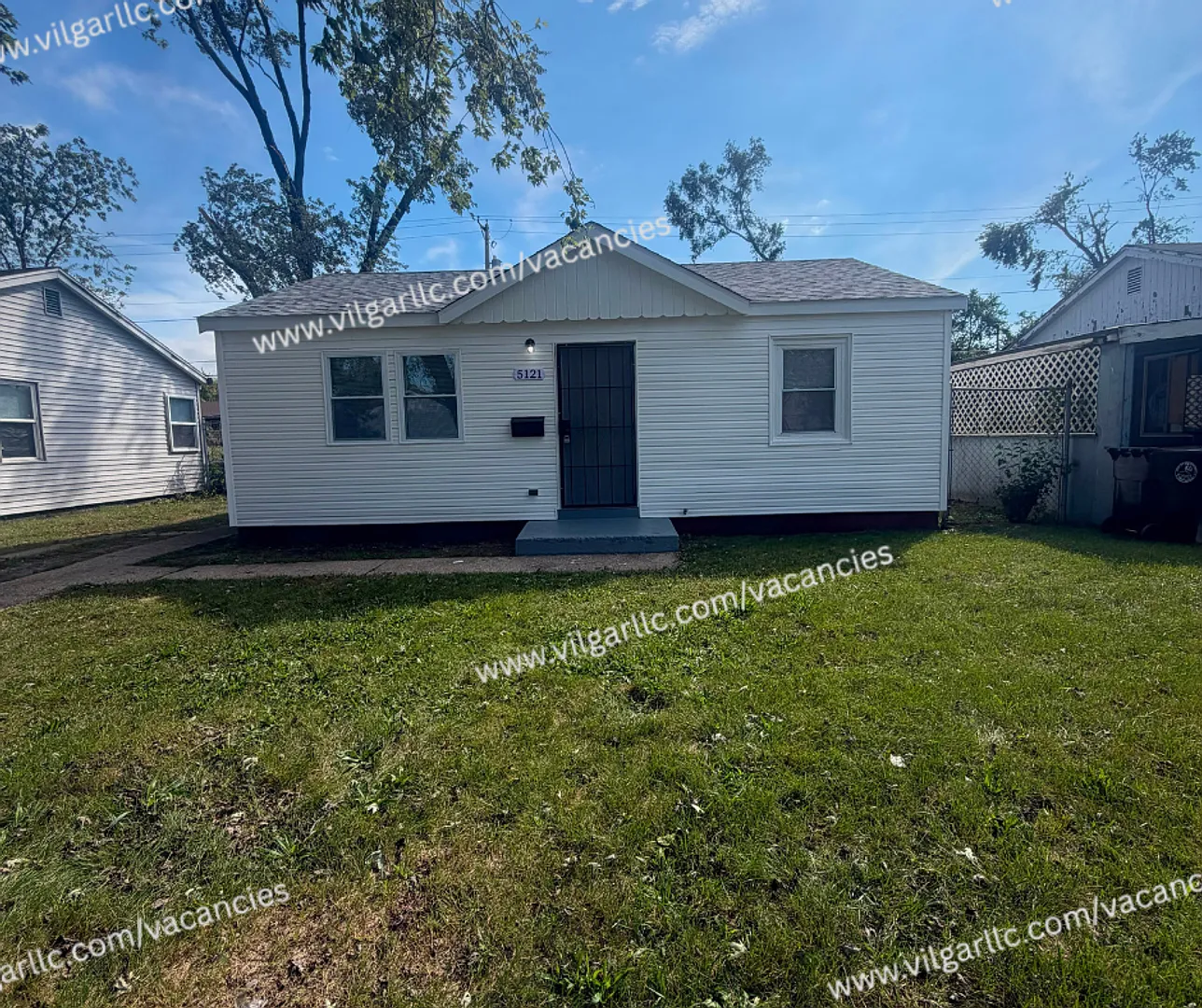 Very considerate 2 Bedroom 1 Bathroom home. — Photo 2