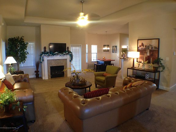 2nd image of 2564 Madeline Ln