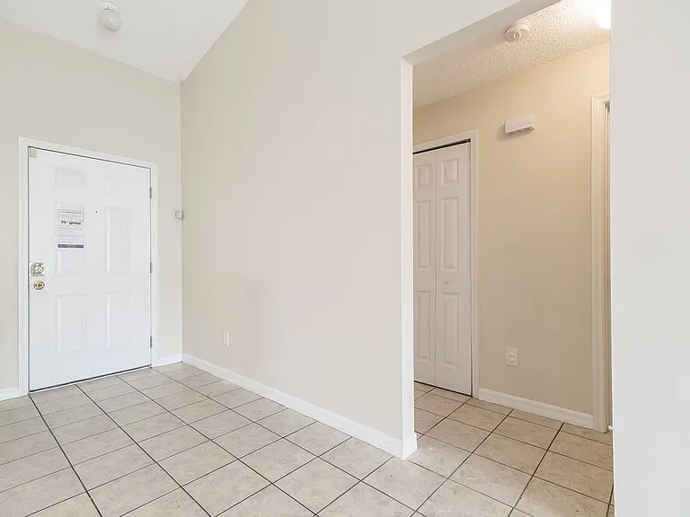 4607 Osceola Point Trl — Photo 2