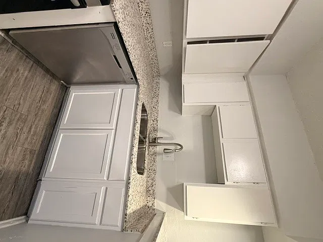 Bella Vista — Photo 2