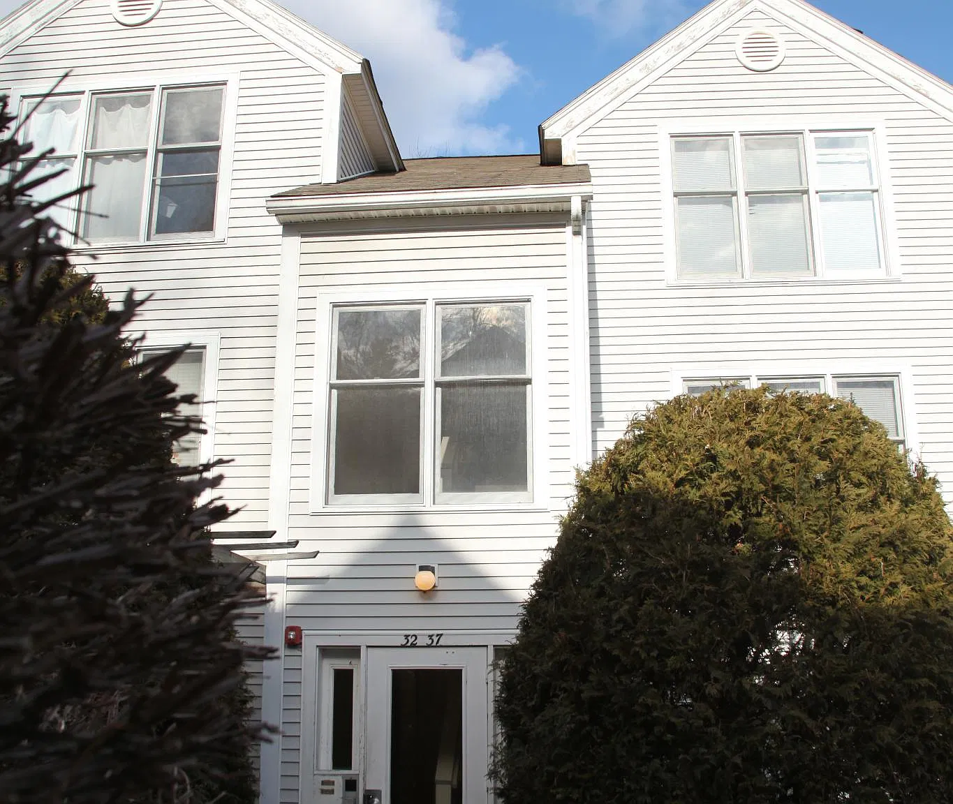 2 bed, $1,575 — Photo 2