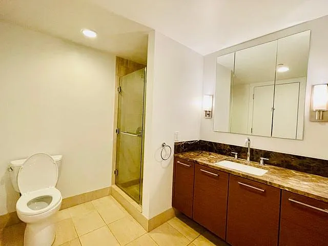 301 Mission St #3J — Photo 8