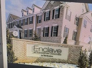 18 Peacock Way, Princeton, NJ 08540