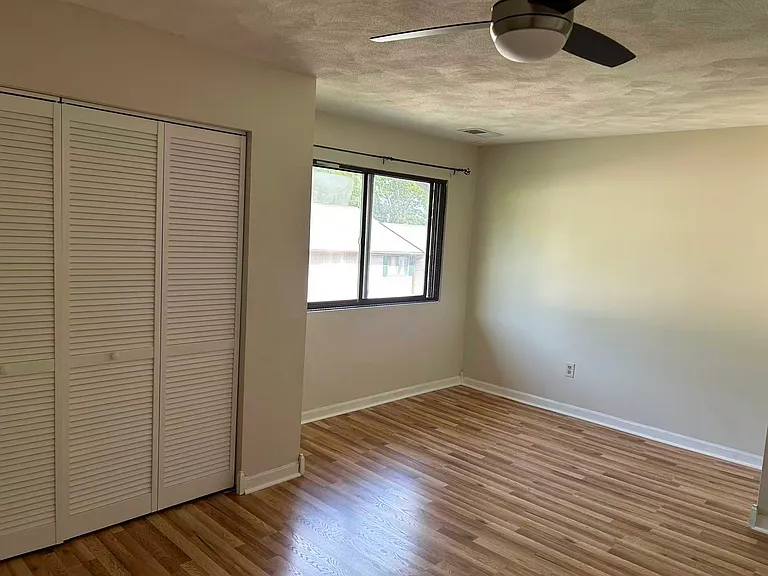 39 Pebble Pl — Photo 47