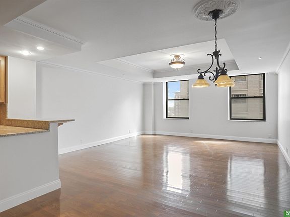 2nd image of 312 S 16th St #91