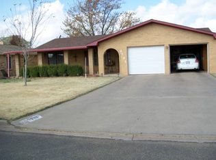 2703 Jefferson St, Plainview, TX 79072