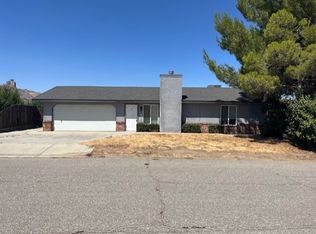 21204 Madre St APT A, Tehachapi, CA 93561