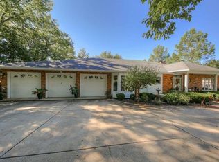 9 Bogey Dr, Washington, MO 63090