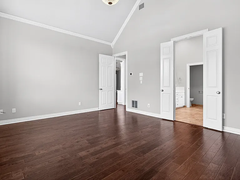 1210 Forest Hills Dr — Photo 16