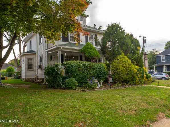 22 Club Place, Freehold, NJ 07728