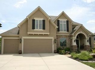 14495 NW 66th St, Parkville, MO 64152