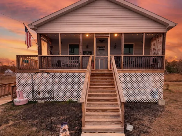 3288 Sackertown Rd, Crisfield, MD 21817