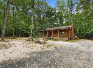 466 Laurel Springs Rd, Hustle, VA 22476