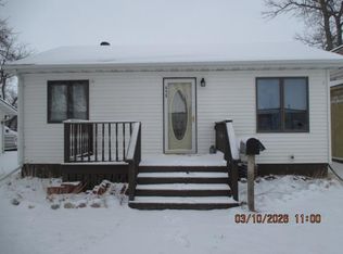 416 6th St S, Wahpeton, ND 58075
