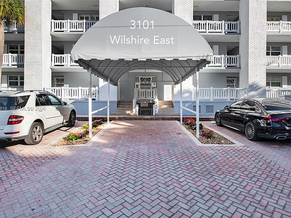 3rd image of 3101 NE 47th Ct APT 303