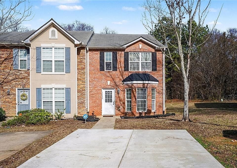 1st image of 1942 Grove Way