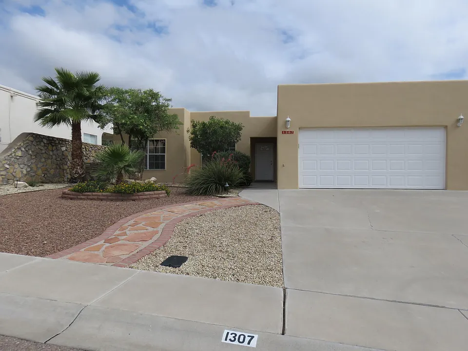 1307 Arnold Palmer Ct