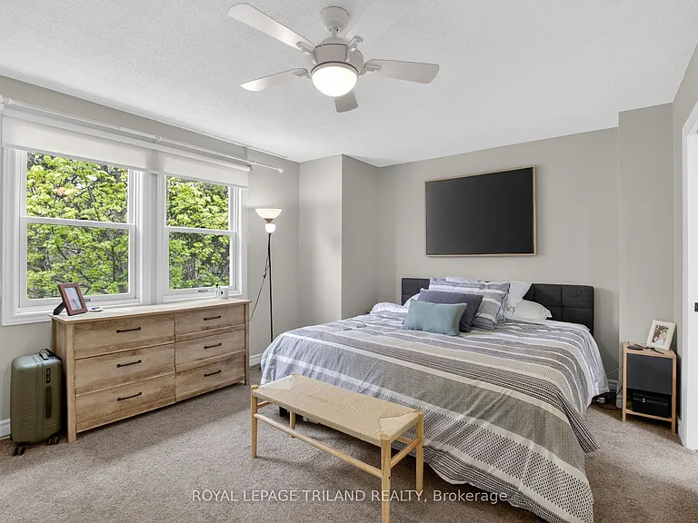 1415 Commissioners Rd W #21 — Photo 21