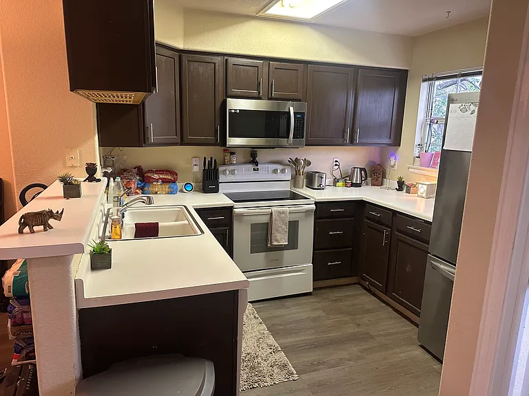 12020 E Hoye Dr — Photo 8