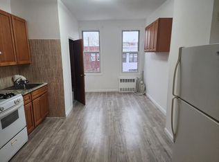 1868 Greene Ave APT 2R, Ridgewood, NY 11385