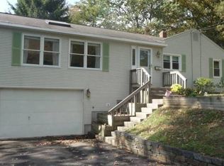 22 Oakmont St, Enfield, CT 06082