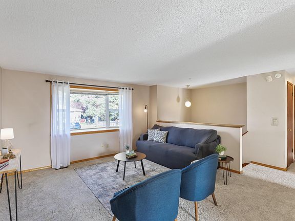 3rd image of 3927 W Heroy Ave