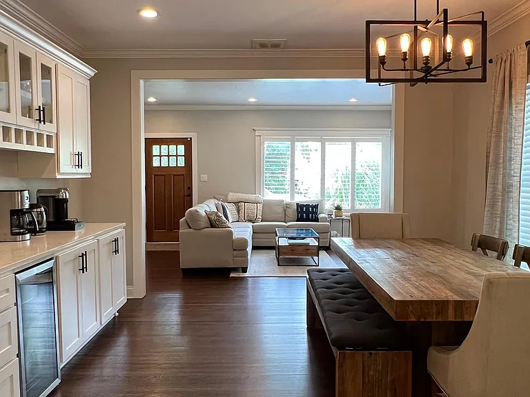 5743 Vanderbilt Ave — Photo 5