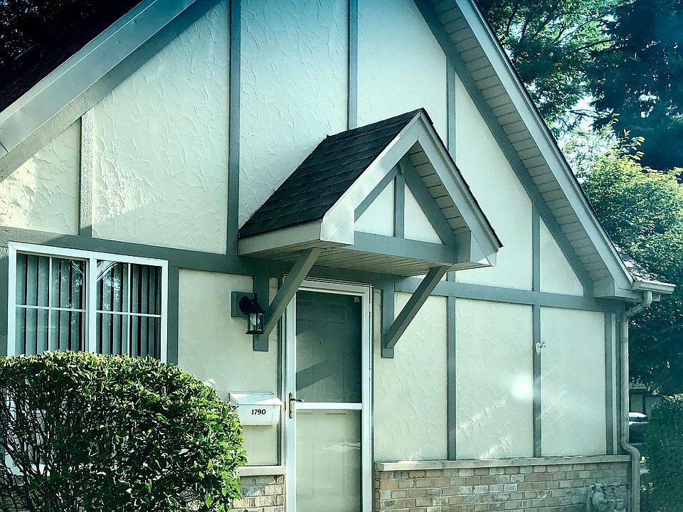 1st image of 1790 Willow Circle Dr