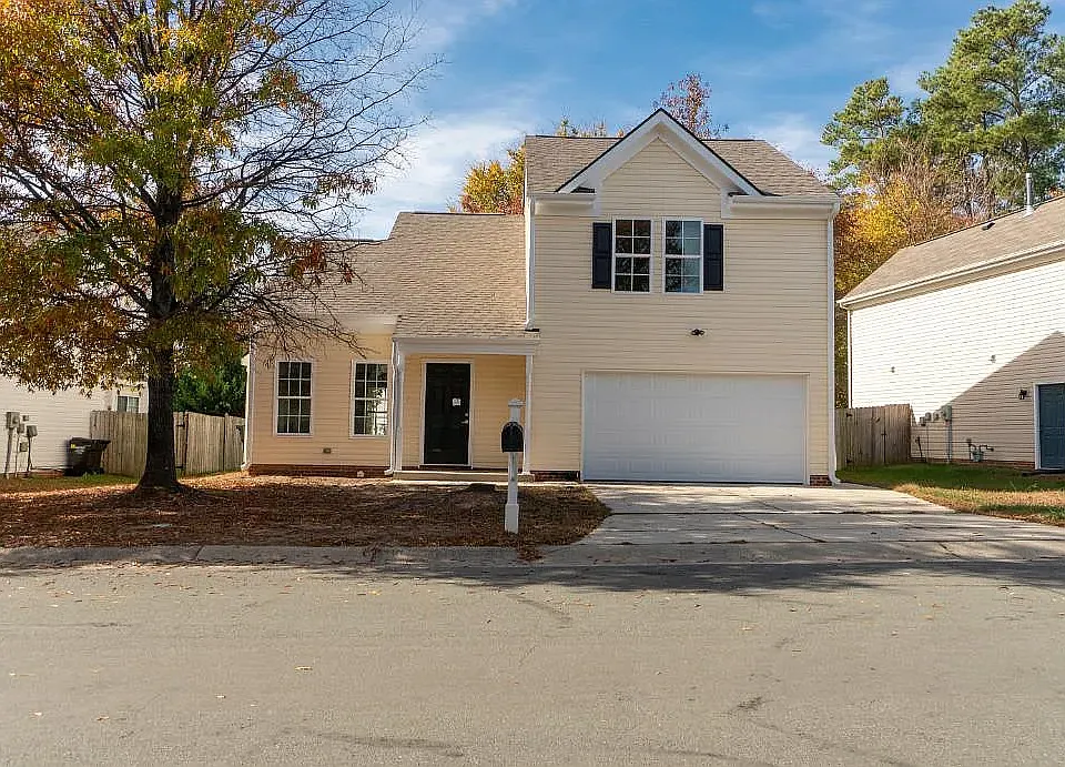 1002 Mallory Ln
