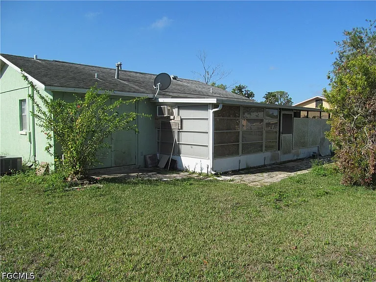 117 Stetson St — Photo 21