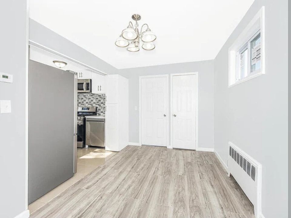 1st image of 552 Kimball Ave
