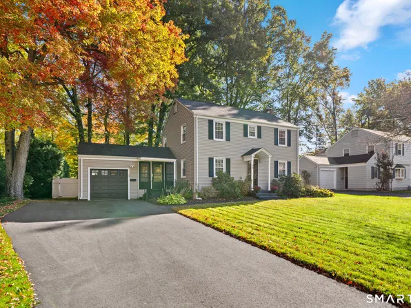 44 Seneca Road, West Hartford, CT 06117