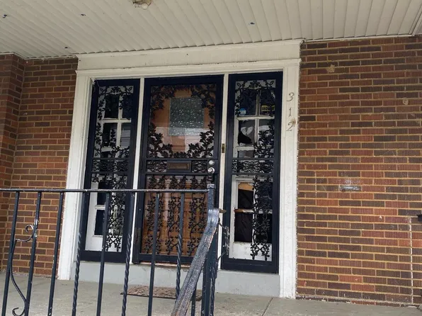 312 Roselyn St, Philadelphia, PA 19120