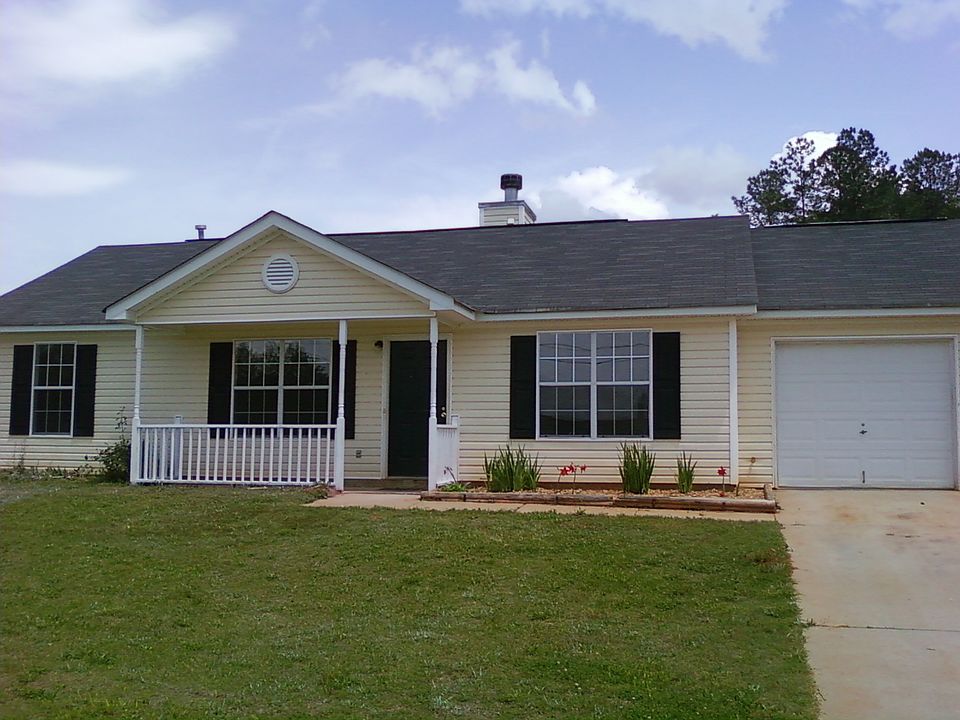 2nd image of 31 Priscilla Dr