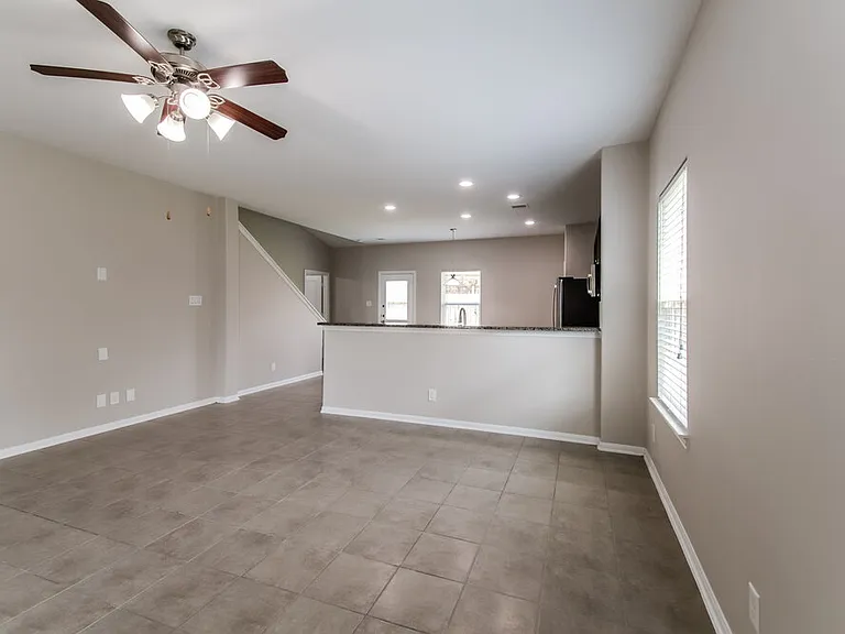 323 Ginseng Ln — Photo 6