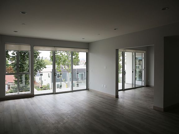 2nd image of 10925 Hartsook St APT 301