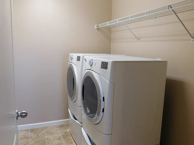 5266 Skystone Dr — Photo 17