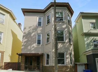 203 Chelsea St, East Boston, MA 02128
