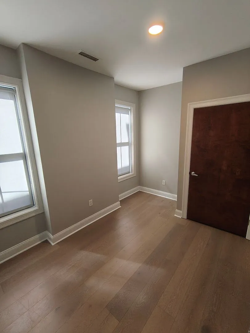 24-26 Imlay Street — Photo 4