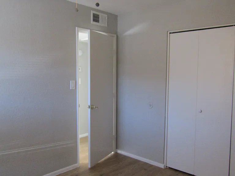 260 W 8th Ave #117 — Photo 9