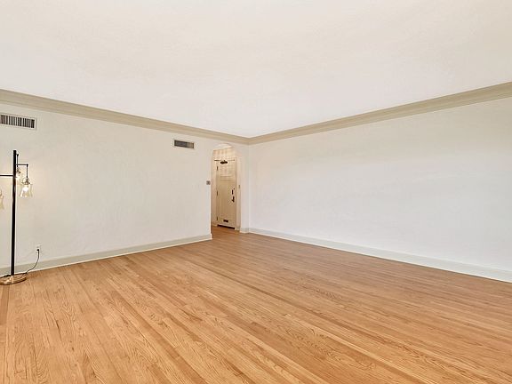 3rd image of 115 S Rutan Ave #7E