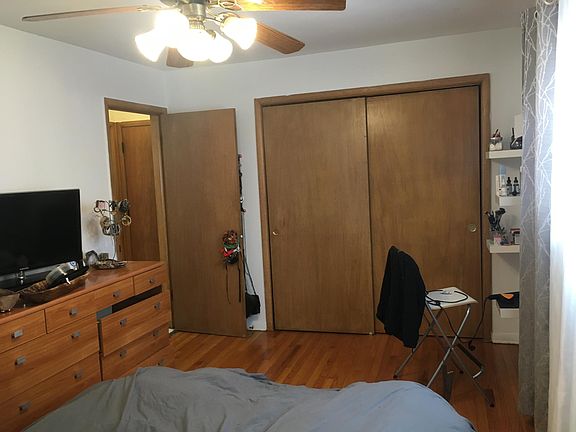 4th image of 4836 N Hermitage Ave Front 3A