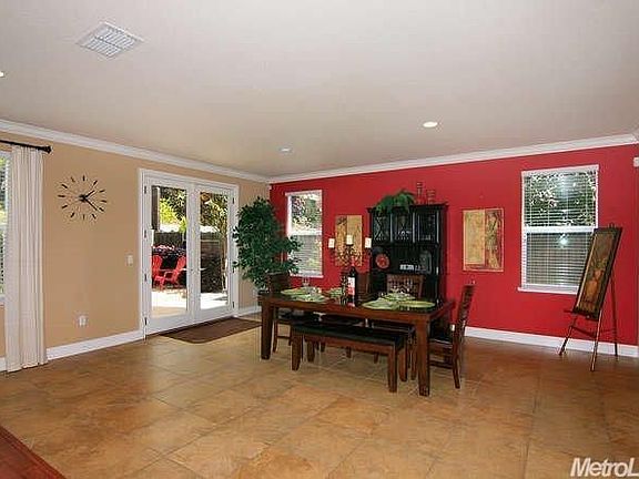 5th image of 2244 Wild Plains Cir