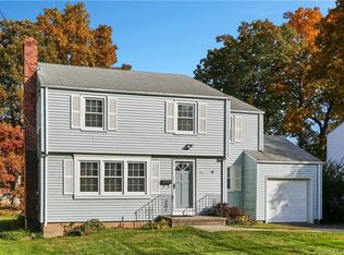 96 Overbrook Rd, West Hartford, CT 06107