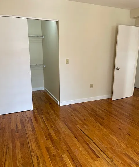 118 Bright St #2 — Photo 16