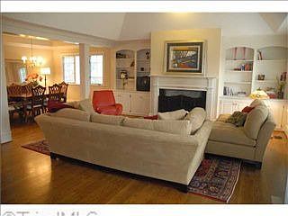 5th image of 6 Barrington Dr