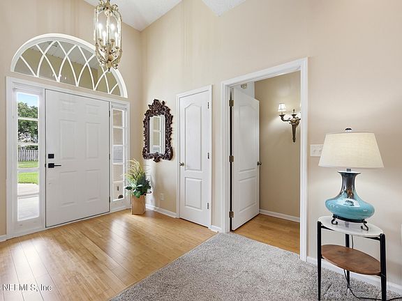 4th image of 2320 CHARTLEY Lane N