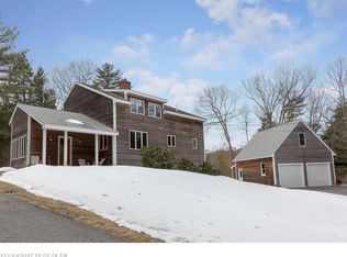 7 Grist Mill Rd, Falmouth, ME 04105