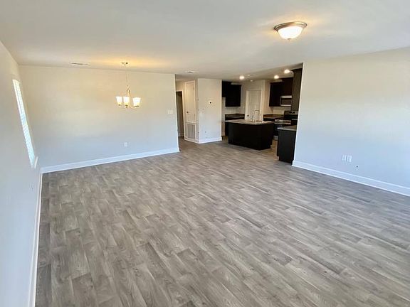 4th image of 14765 Aurora Ln